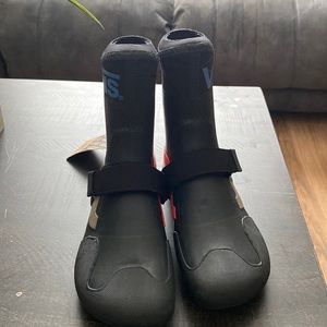 VANS X HANNA SCOTT WETSUIT SURF BOOT 2 HI V 5MM